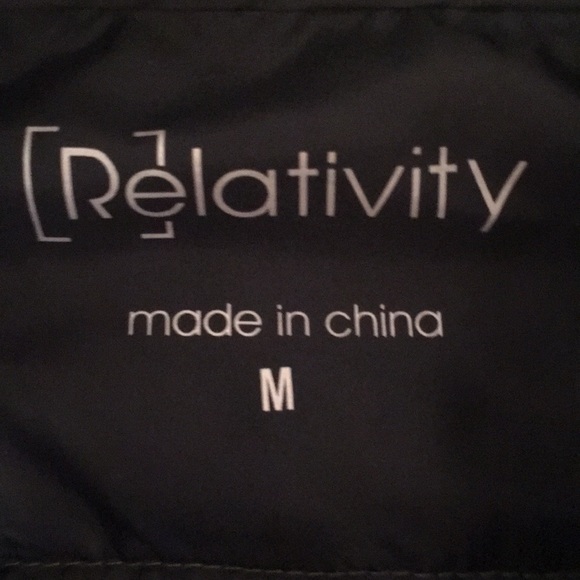 ✅ SOLD Metallic Green Ladies MED Zippered Vest - Picture 5 of 5